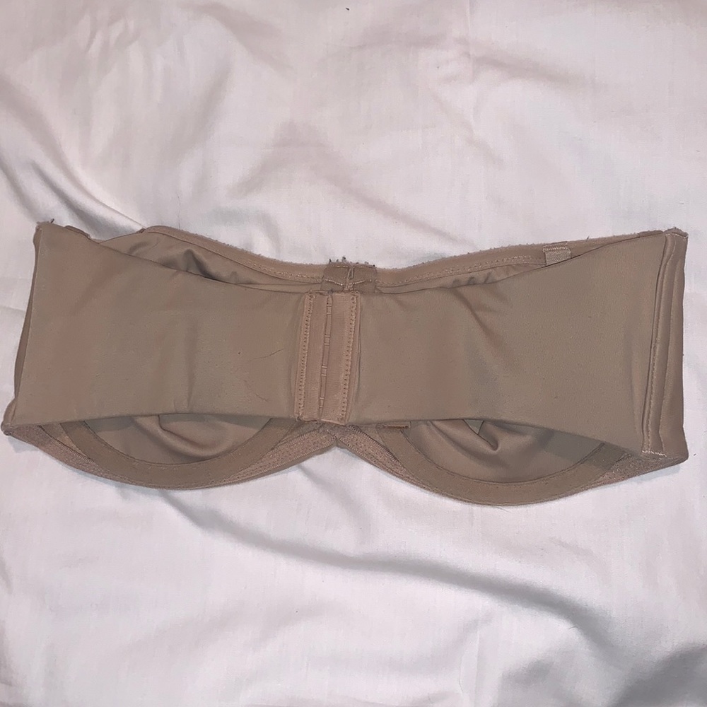 USED 36D Tan Padless Strapless Bra with Underwire - Picture 2 of 5